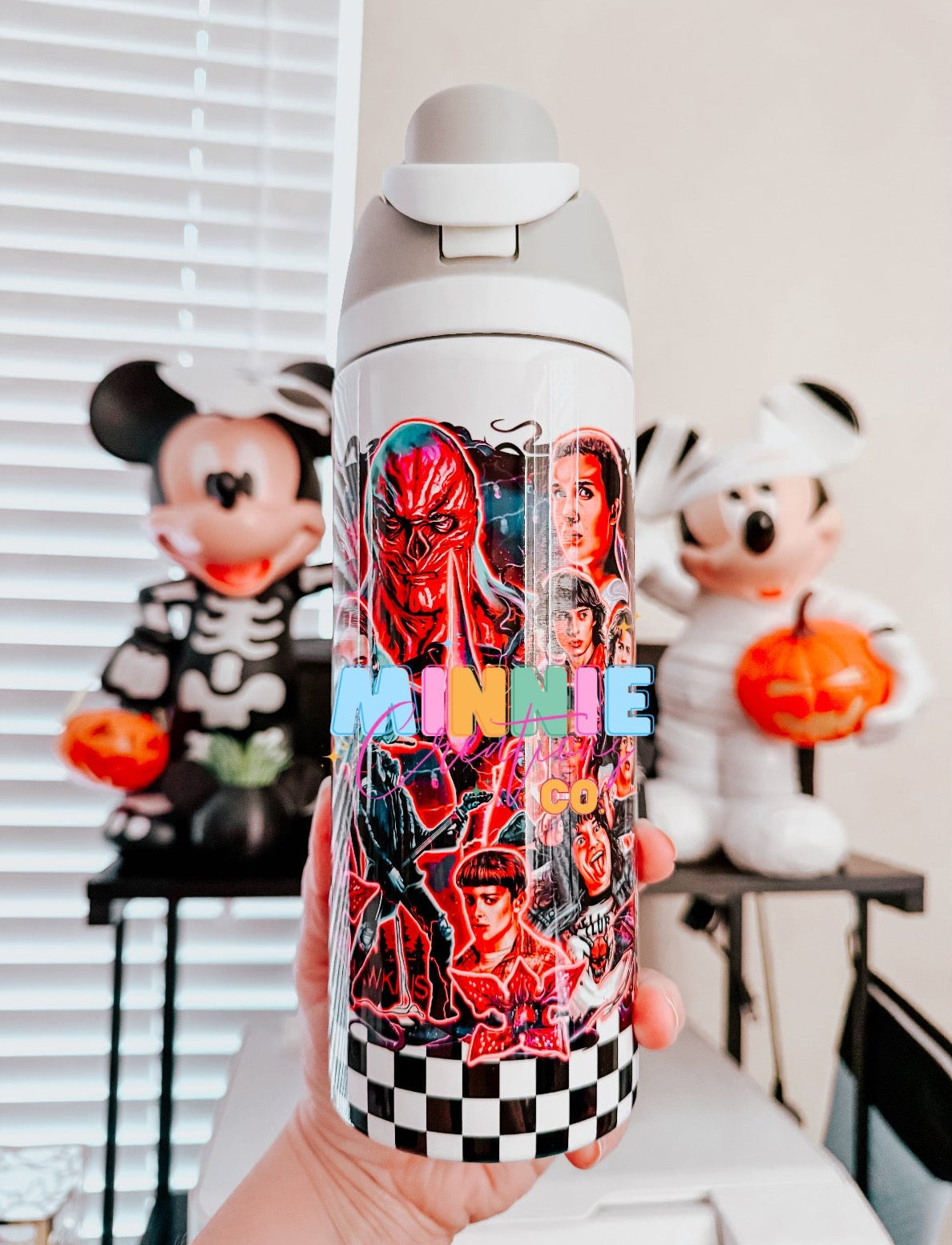 ST 24oz Water bottles